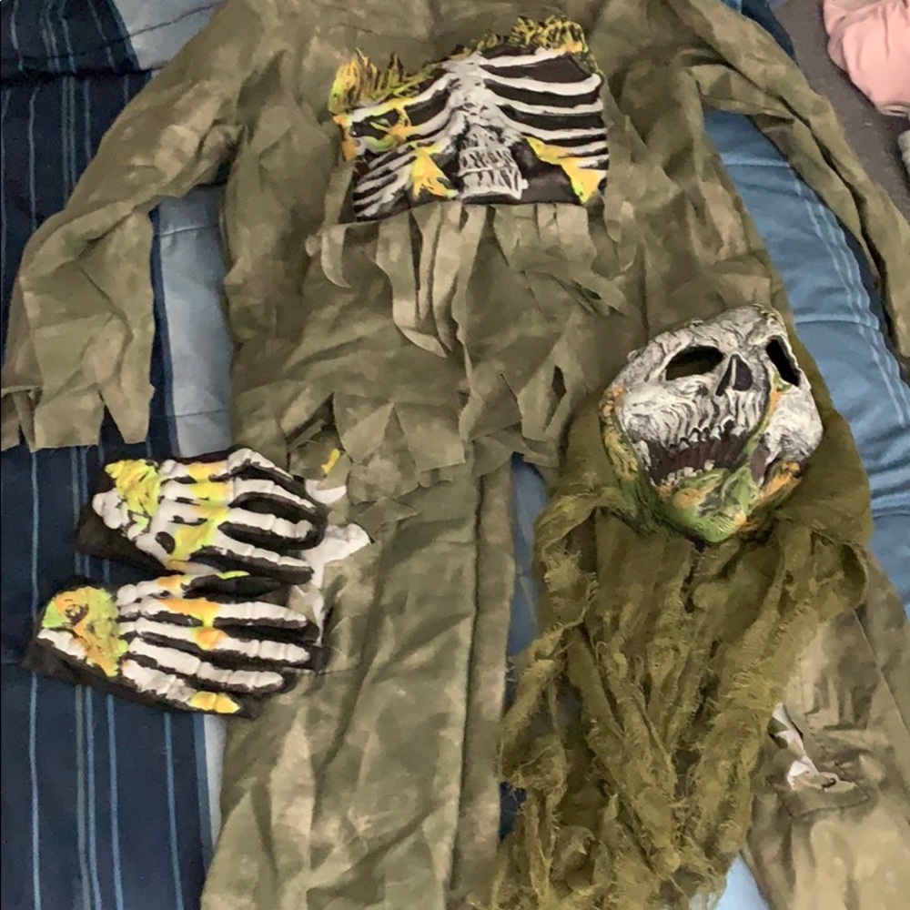 Boys costume
